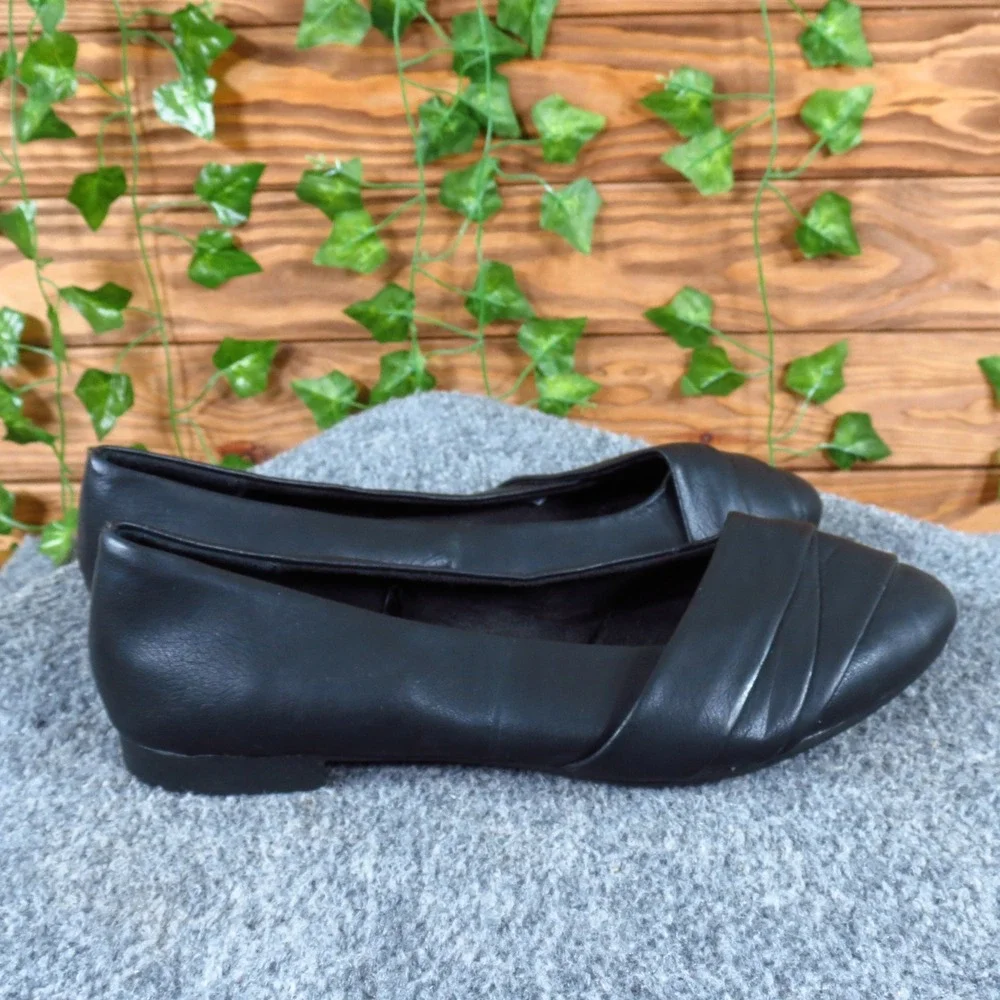 White Mountain Perula Women Flat Sz 8.5 Professional Office Wear Black Synthetic